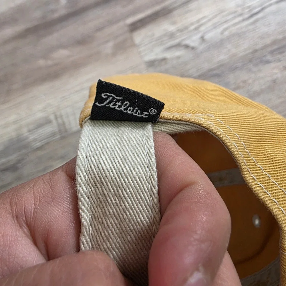 Titleist Golf Hat Mustard Yellow Adjustable Strapback‎ Dad Cap Embroidered Logo
